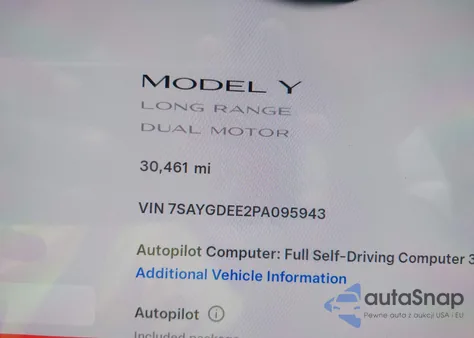 2023 Tesla Model Y Awd/Long Range Dual Motor All-Wheel Drive z USA, uszkodzony, nr VIN 7SAYGDEE2PA095943
